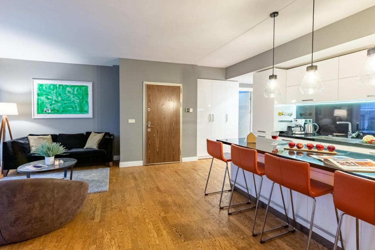 Splendid Flat With Excellent Location In Beyoglu Apartamento Estambul Exterior foto